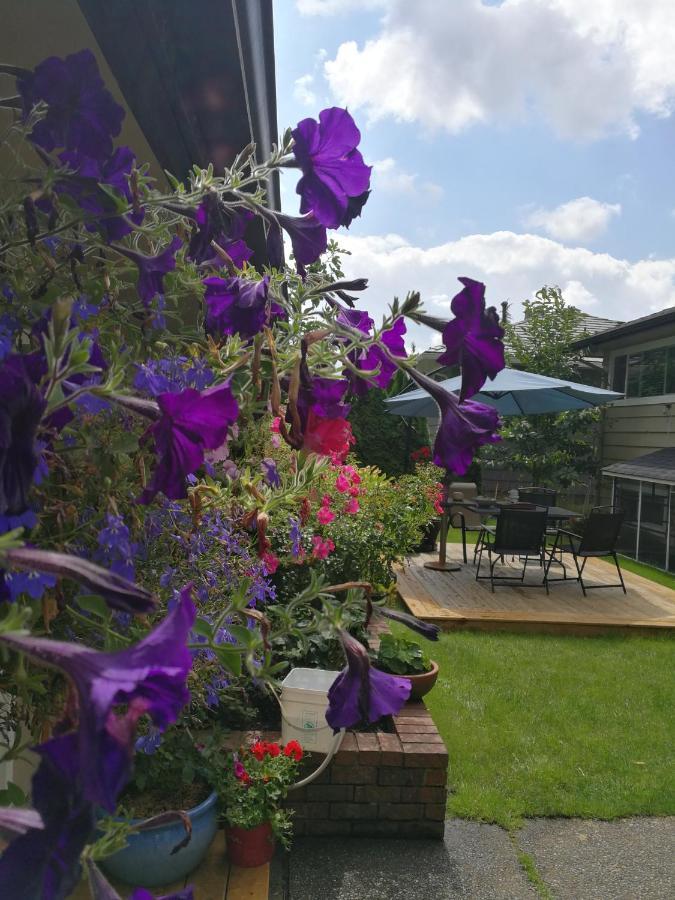 Romantic Homestay Coquitlam Eksteriør billede